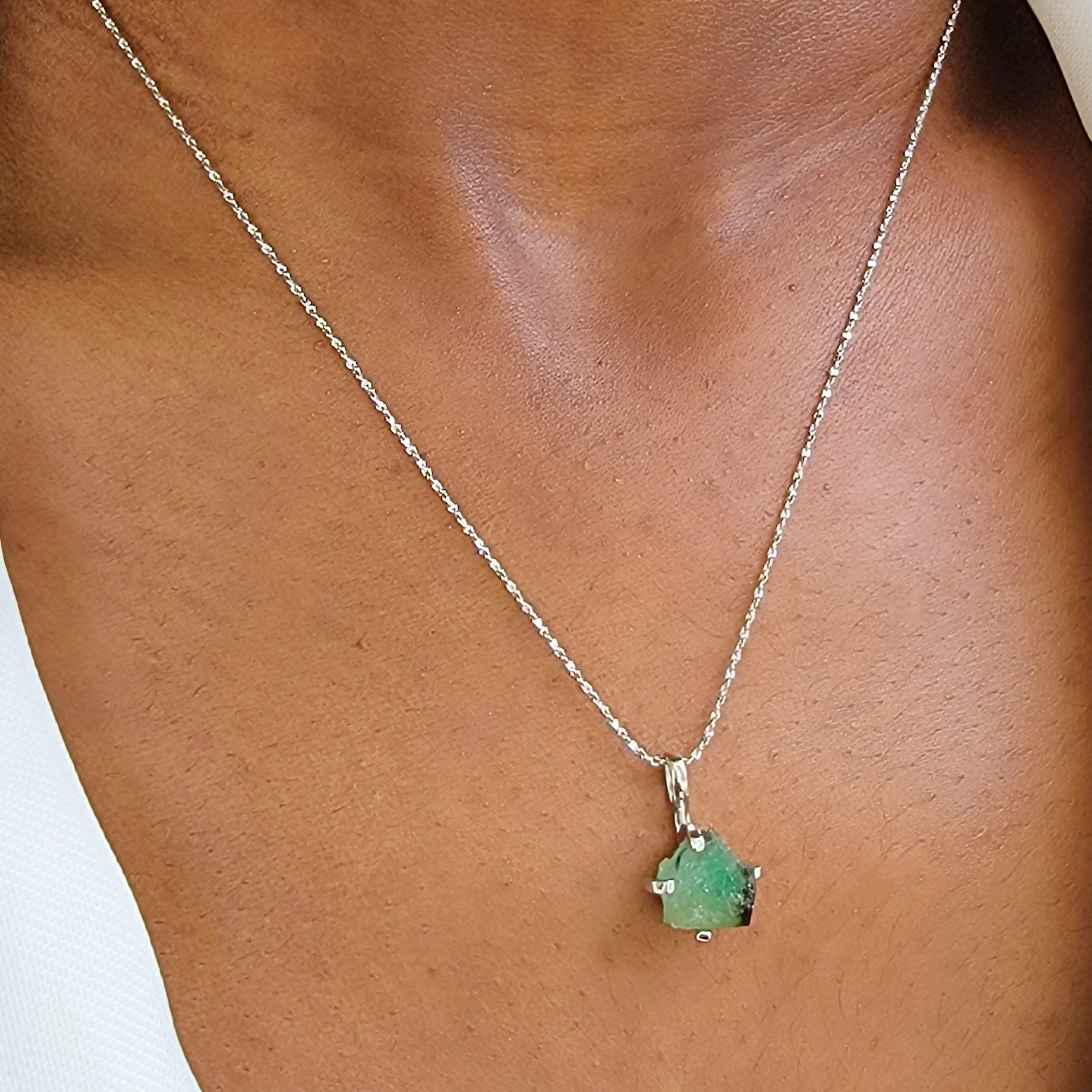 Raw Zambia Emerald Pendant Necklace - Uniquelan Jewelry