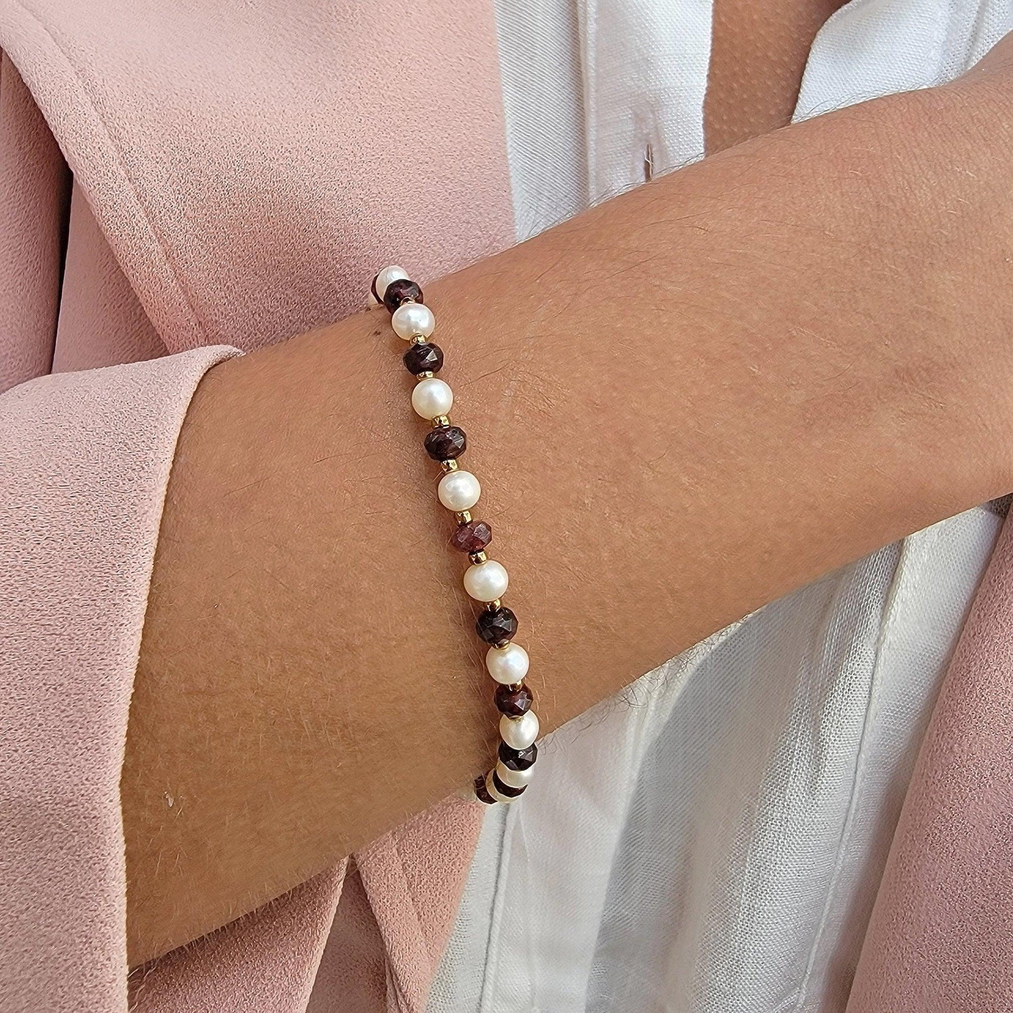 Real Garnet and Pearl Bracelet - Uniquelan Jewelry
