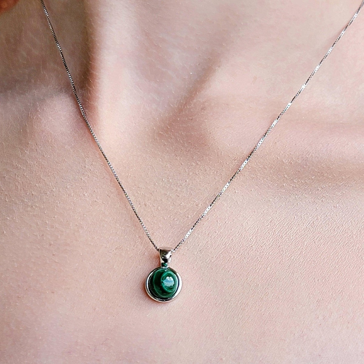 Real Malachite Bezel Necklace - Uniquelan Jewelry