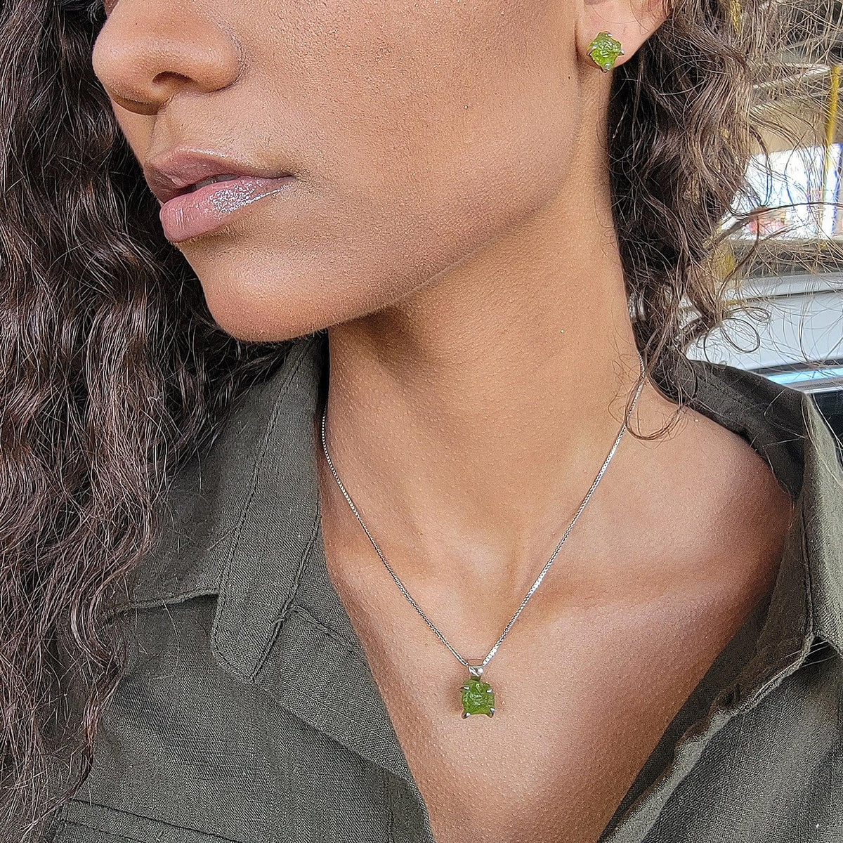 Real Raw Peridot Pendant Necklace - Uniquelan Jewelry