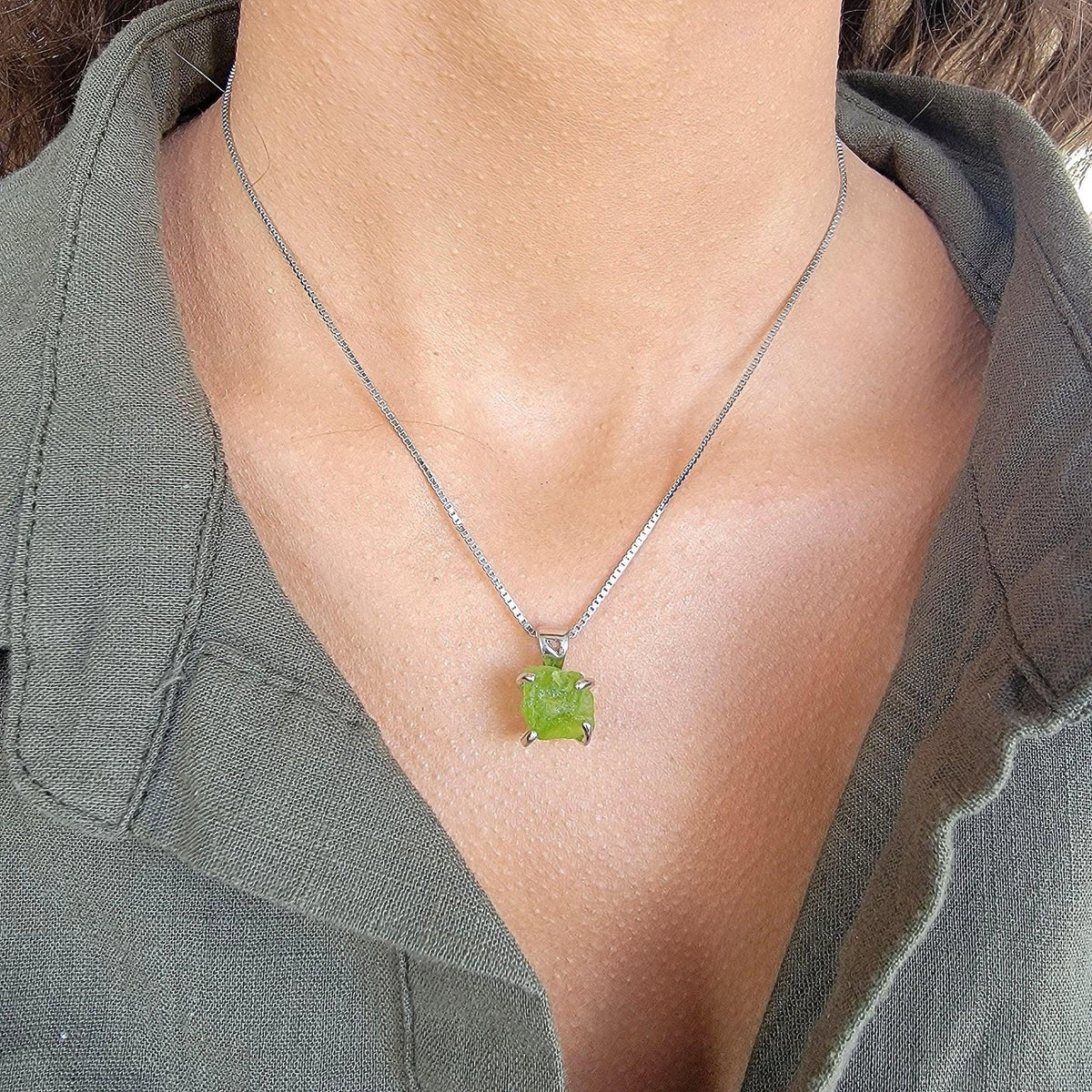 Real Raw Peridot Pendant Necklace - Uniquelan Jewelry